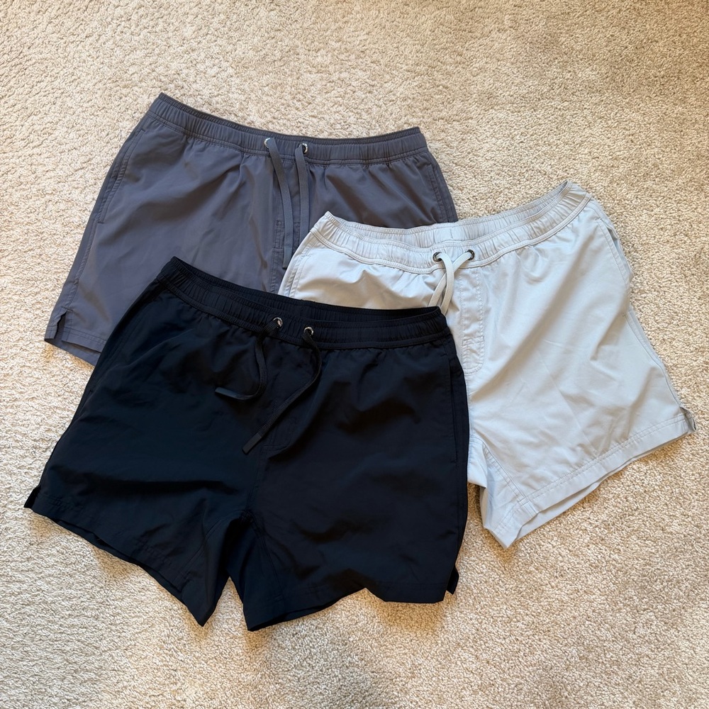 Bamboo Ave lined performance shorts - set of 3 men’s size L - New no tags